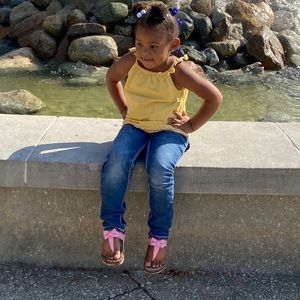 Meet your Posher, Monica